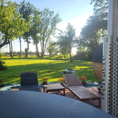 Gite Au Haras D'Agathe Et Ses Princes Les Barils Exterior foto