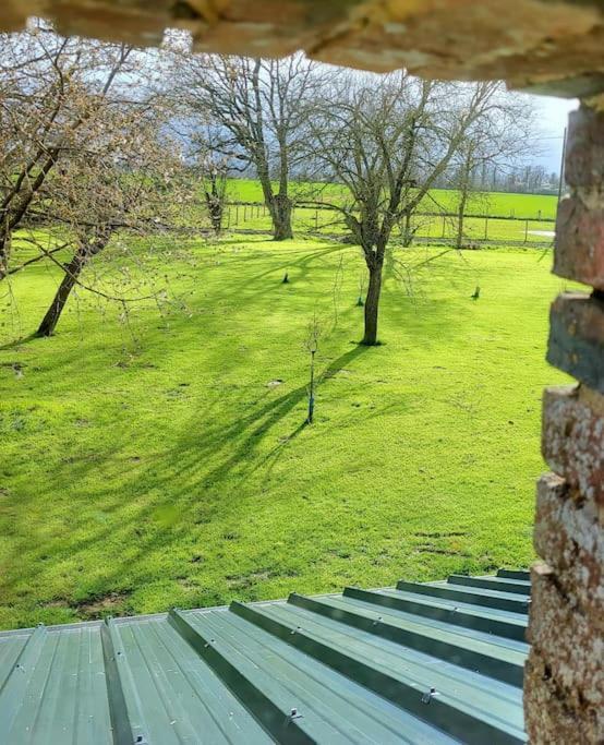 Gite Au Haras D'Agathe Et Ses Princes Les Barils Exterior foto